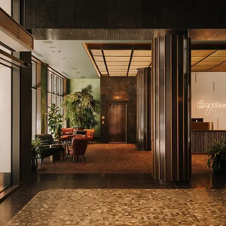 Otel The Cyrus