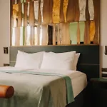 The Cyrus Hotell