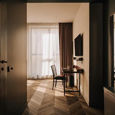 Hotel The Cyrus