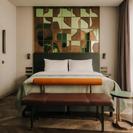 ホテル The Cyrus 5*