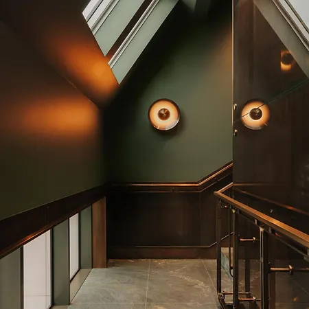 The Cyrus ヴロツワフ