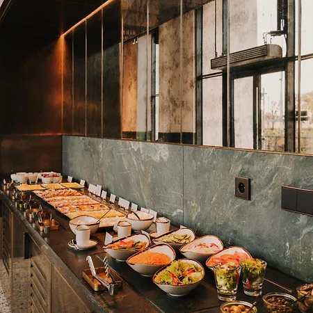 ホテル The Cyrus ヴロツワフ