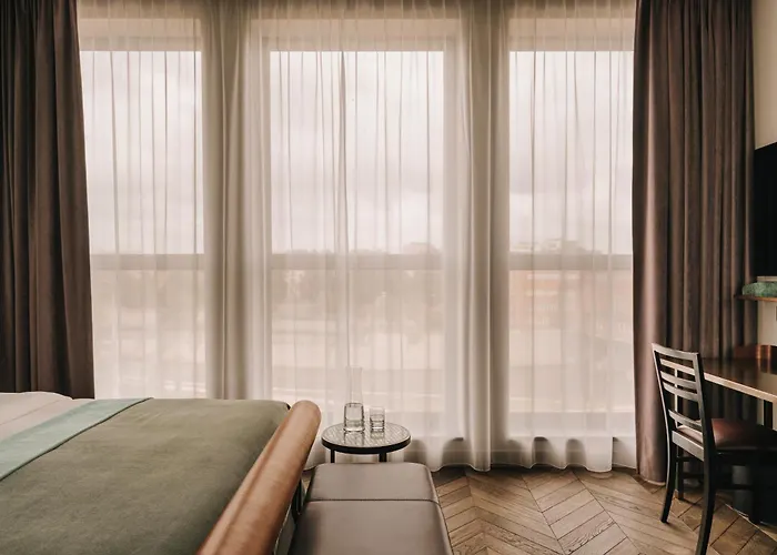 The Cyrus 브로츠와프