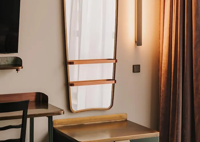 The Cyrus מלון 5*